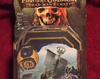 Pirates of the Caribbean Megabloks Building Toy 100 percent Complete In Packaging