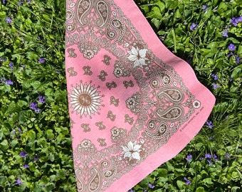 Floral Paisley Bandanna, Hav-A-Hank, Made in USA, Great for Crafts