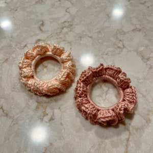 Crochet Ruffle Scrunchie - Etsy