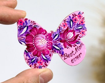 Broche papillon avec peinture Petrykivka, épingle en bois ukrainienne peinte à la main, cadeau d'anniversaire personnalisé pour maman, meilleure maman de tous les temps