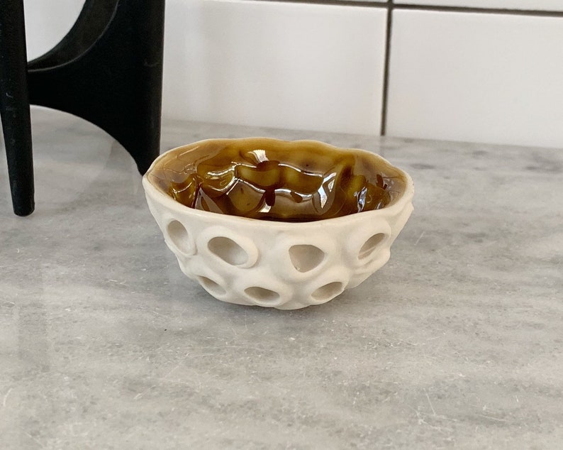 Little Lotus Bowl, Amber Pinch Bowl, Salt Dish, Ceramic Ring Dish, Small Porcelain Bowl image 9