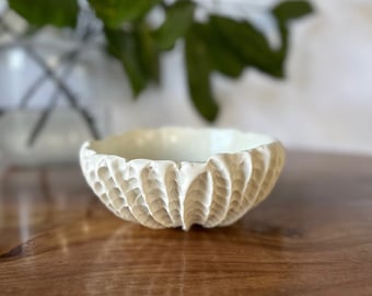 Handmade Snowflake White Ceramic Scallop Bowl: Porcelain Pottery