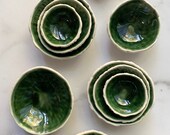 Little Set of 3 Porcelain Nesting Bowls, Forrest Green Ceramic Bowl Set, Green White Ceramic Bowls, , Home Decor, Holiday Table, Pinch Bowl