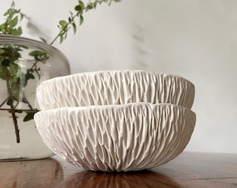 Medium Gray Geode Bowl  - Gray Crackle , Modern Ceramic Bowl, Handmade Pottery, Gift for Her, Trinket Dish, Jewelry Dish