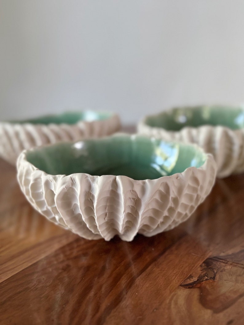 Jade Green Medium Scallop Bowl Green and White Textured Ceramic Serving Bowl, Handmade Pottery Bowl, Catch All image 3
