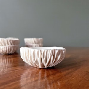 Tiny Snowflake Geode Bowl - Small Ceramic Bowl, Ring Dish, Salt Dish, White Ceramic Bowl, Porcelain Dish