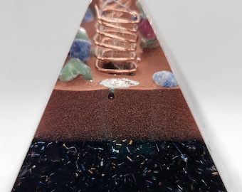 Good Luck Orgonite Pyramid: Quartz, Aventurine, Lapis Lazuli & Tourmaline