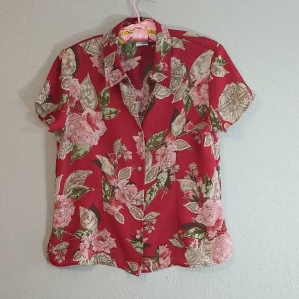 SALE SALE Clearance SALE 90s 12 Petite floral woman’s top shirt blouse