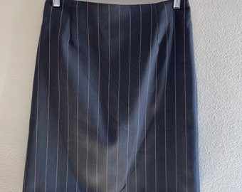 SALE SALE Clearance SALE 90s vintage black pink pin striped pencil skirt sz 10