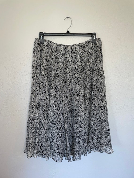 SALE SALE Black and white silk skirt