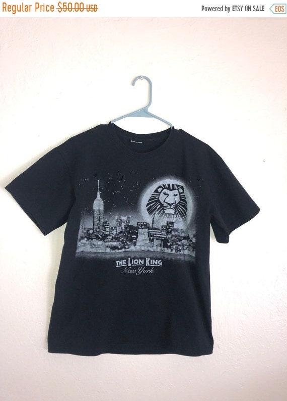 Sale Closing Shop Sale the Lion King 