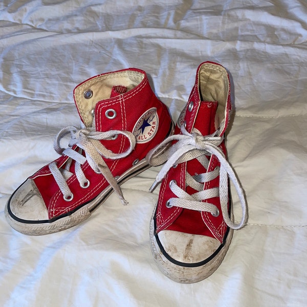 SALE SALE Kids converse all-star, Chuck Taylor red hightops size 10.5