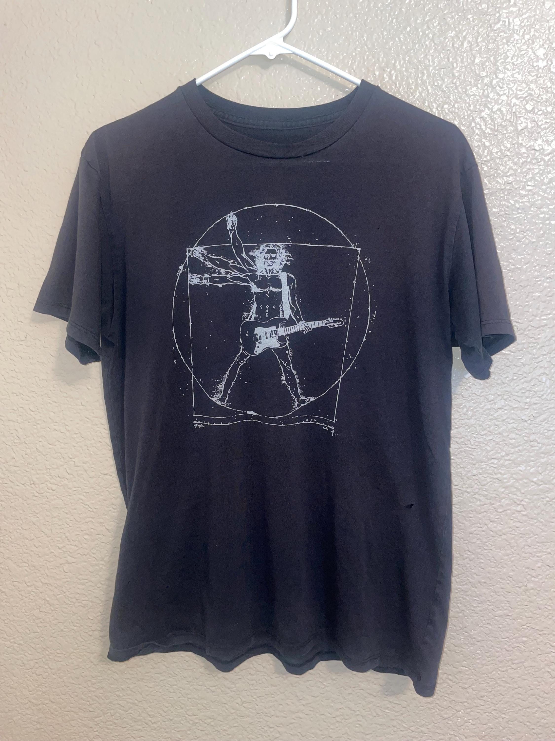 Davinic Vitruvian Man Guitar Rock Music T Shirt Y2k Australia