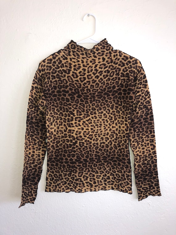 vintage 90's animal print cheetah leopard shirt to