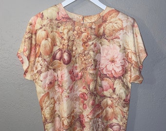 SALE SALE Clearance SALE 90s floral fruit top womens shirt blouse