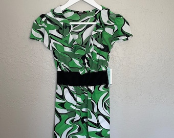 SALE SALE Clearance SALE green black tie shirt top blouse sz Small