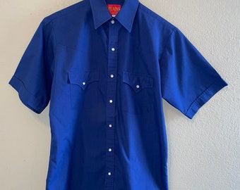 SALE SALE Clearance SALE Vintage Blue Mens button Down Shirt Small