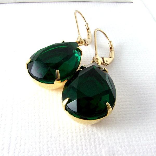 Emerald Green Earrings, Vintage Glass, 14K Gold Fill Leverbacks, Bridesmaid Jewelry, Bridal Jewelry