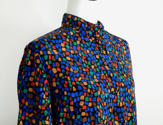 multicolor vintage blouse, abstract pattern flowin