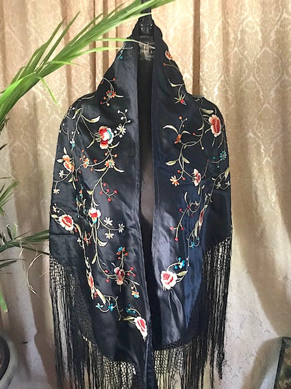 Authentic Victorian Silk Satin OLD Floral Shawl Ch
