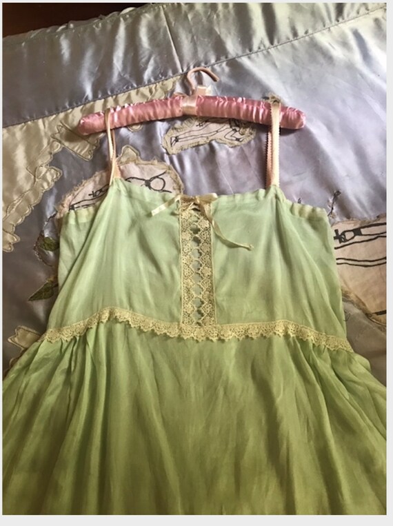 Sherbet Green / vintage 20s chemise / 1920s silk s