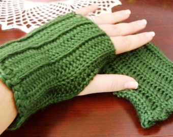 Green Fingerless Gloves - Green Wristwarmers - Green Wrist Warmers - Green Arm Warmers - Green Gloves - Green Mitts - Green Gauntlets