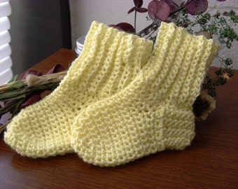 Yellow Baby Socks - Baby Crew Socks - Yellow Crew Socks - Crochet Baby Socks - Crochet Crew Socks - Crochet Yellow Socks - 0-3 months