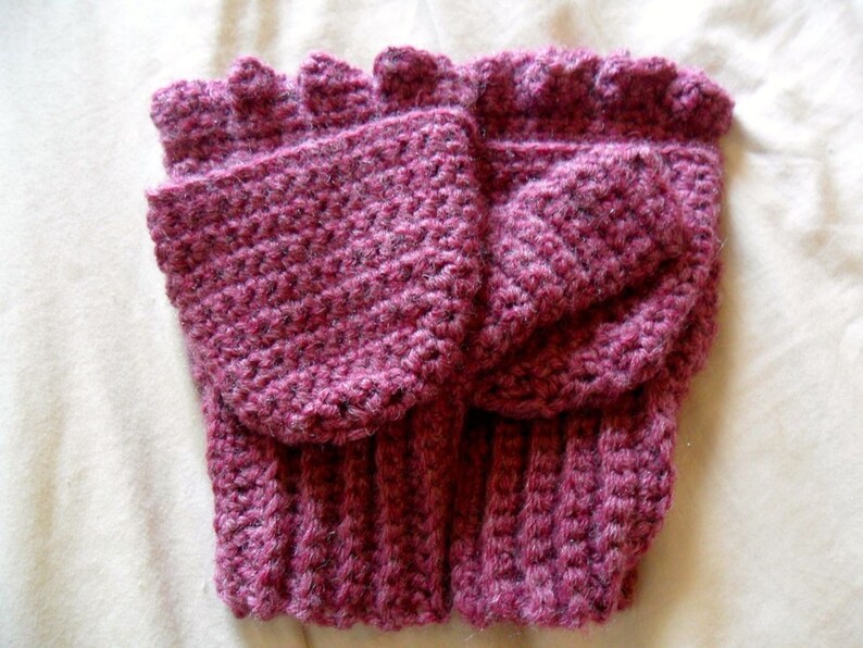 Warm Wool Crocheted Deep Rose Heather Convertible Fingerless Mittens/Gloves Pink image 3