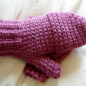 Warm Wool Crocheted Deep Rose Heather Convertible Fingerless Mittens/Gloves Pink image 2