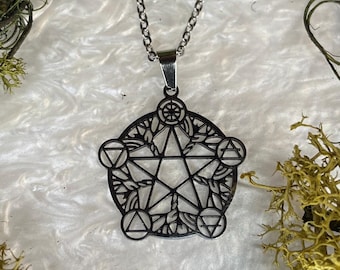 Pentagram / Pentagram Necklace / Moon Necklace / Refined Pentagram Protection Necklace