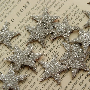 TWELVE Glass Glitter Stars S I L V E R image 3