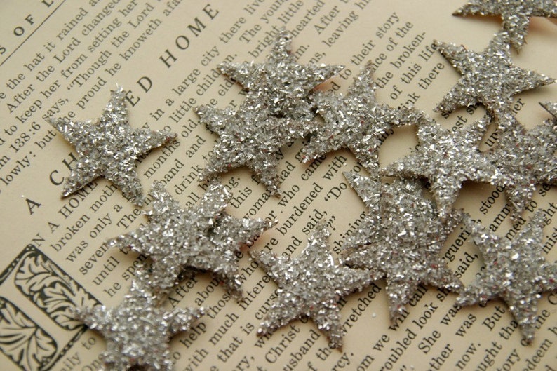 TWELVE Glass Glitter Stars S I L V E R image 3