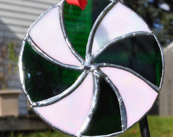 Spearmint ornament-suncatcher