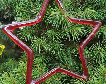 Star in red-fused glass-ornament