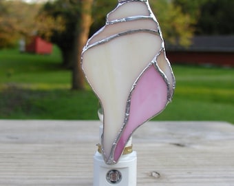 Conch shell nightlight