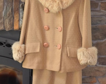Conjunto de falda y traje de tres piezas vintage de los años 60 con cuello de piel, talla pequeña