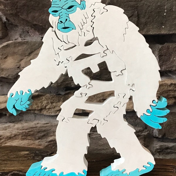 Yeti Abominable Bonhomme de neige Fun Animal Puzzle Jouet en bois Coupé à la main Big Foot Figurine Art