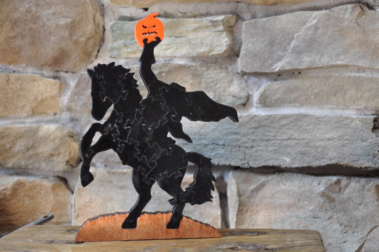 NEW Headless Horseman Rearing Horse & Pumpkin SPOOKY Sleepy Hollow