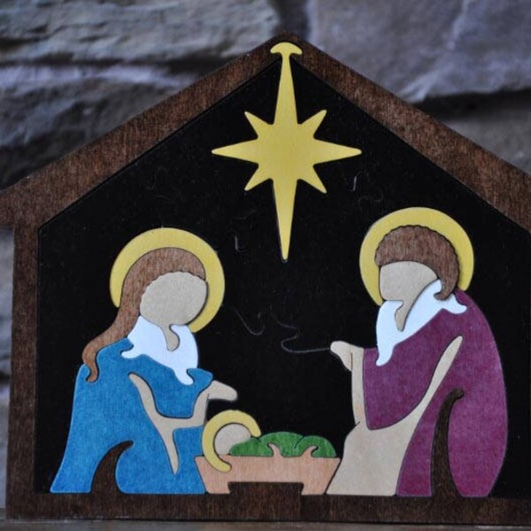 Nativity  Puzzle Decor  North Star Wooden Hand Cut Creche Christmas Decoration with Baby Jesus