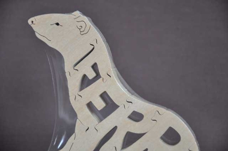 Ferret Wood Puzzle Toy Hand Cut with Scroll Saw Figurine Ferret Wood Puzzle Toy Hand Cut with Scroll Saw Figurine