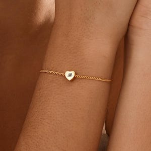 Pulsera personalizada con dije de corazón 3D, pulsera con letra grabada personalizada, pulsera con inicial de corazón diminuto, pulsera de oro para uso diario, regalo de cumpleaños para mamá