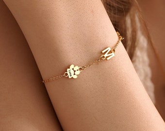 Armband met pootafdruk, 18 kt vergulde letterarmband, gepersonaliseerde pootarmband, koosnaamarmband, met initiaal, huisdier gedenkteken cadeau voor moeder