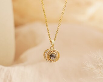 Infinity-Projektion Halskette, Erinnerungs-Halskette in Gold / Silber, Individuelle Foto-Projektion Halskette, Erinnerungs-Halskette, Geburtstags-Geschenk