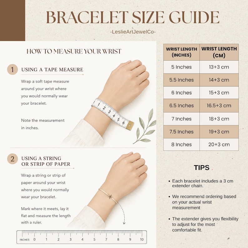 Pode incluir: Um guia de tamanhos de pulseira intitulado BRACELET SIZE GUIDE da LeslieArtJewelCo. Inclui instru&ccedil;&otilde;es para medir o pulso com uma fita m&eacute;trica ou cord&atilde;o, uma tabela de convers&atilde;o de polegadas para cent&iacute;metros e dicas sobre uma corrente extensora de 3 cm.