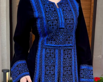 Black Thobe Dress, Royal Blue Tatreez Embroidery, Modest Maxi Kaftan, Traditional Evening Wear