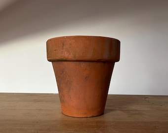 Dos macetas antiguas de terracota de 6 pulgadas