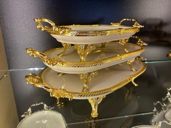 Ceramic Trays And Presentation Plates For Gold Kitchen Decor