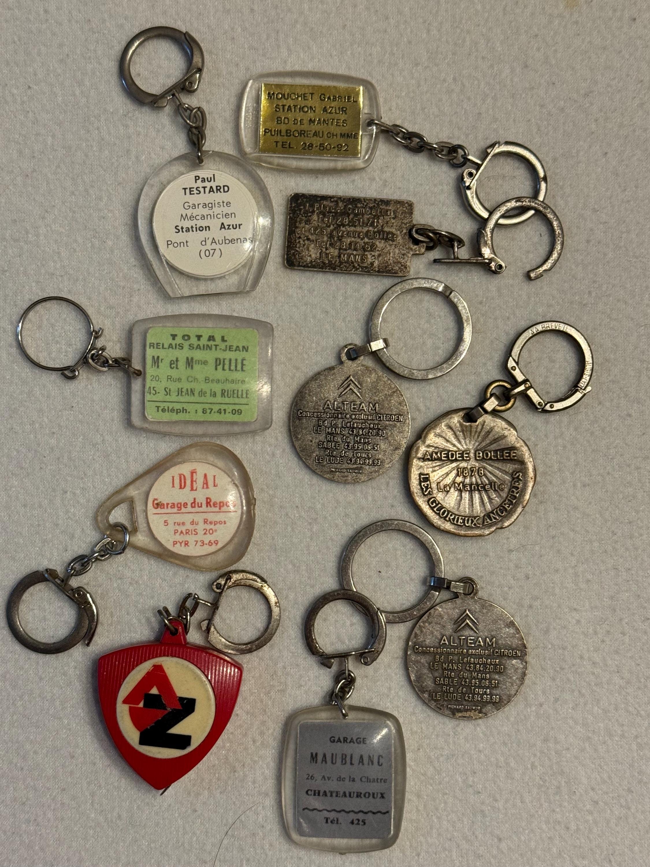 Vintage Key Rings - Keychain - 162 - Pack of 127 Press - Candy