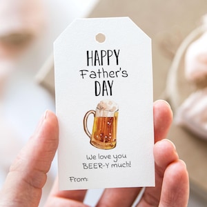 Nous vous aimons beaucoup étiquette BIÈRE-Y, étiquettes imprimables de faveur de fête des pères heureuse, à la santé du plus grand papa bière du monde étiquette cadeau fête des pères