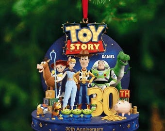 Adorno navideño acrílico del 30.º aniversario de Toy Story, adorable adorno de la película Pixar, decoración navideña de dibujos animados, regalo de Navidad para fans de Disney.